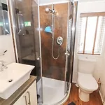No 8 Hillcote